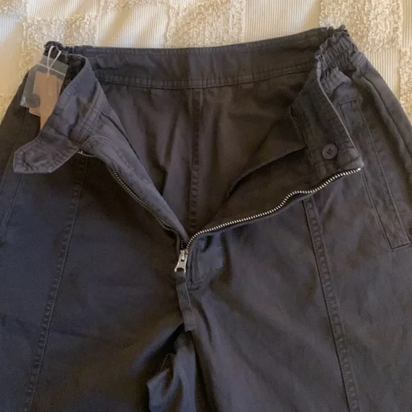 NWT Skims woven outdoor pants - Picture 3 of 7